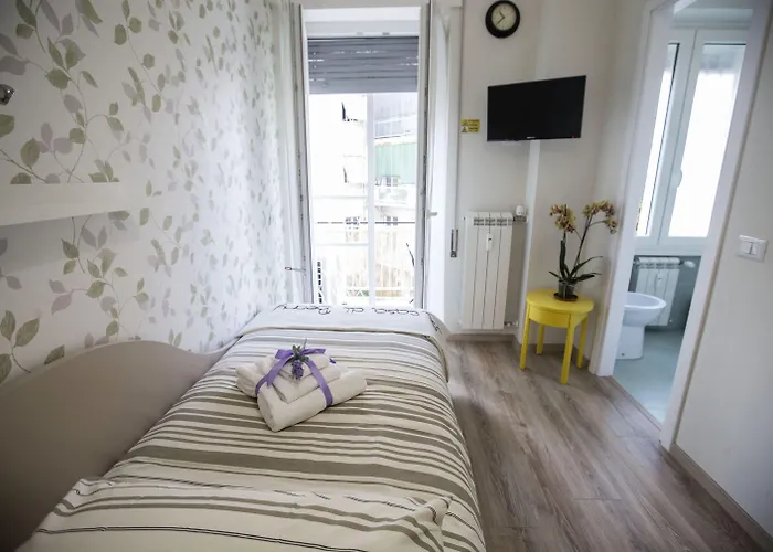 A Casa Di Benny בית הארחה 4*