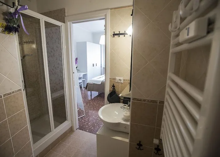 A Casa Di Benny בית הארחה 4*